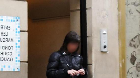 17P Les putains de Paris - Paris (France) female hookers