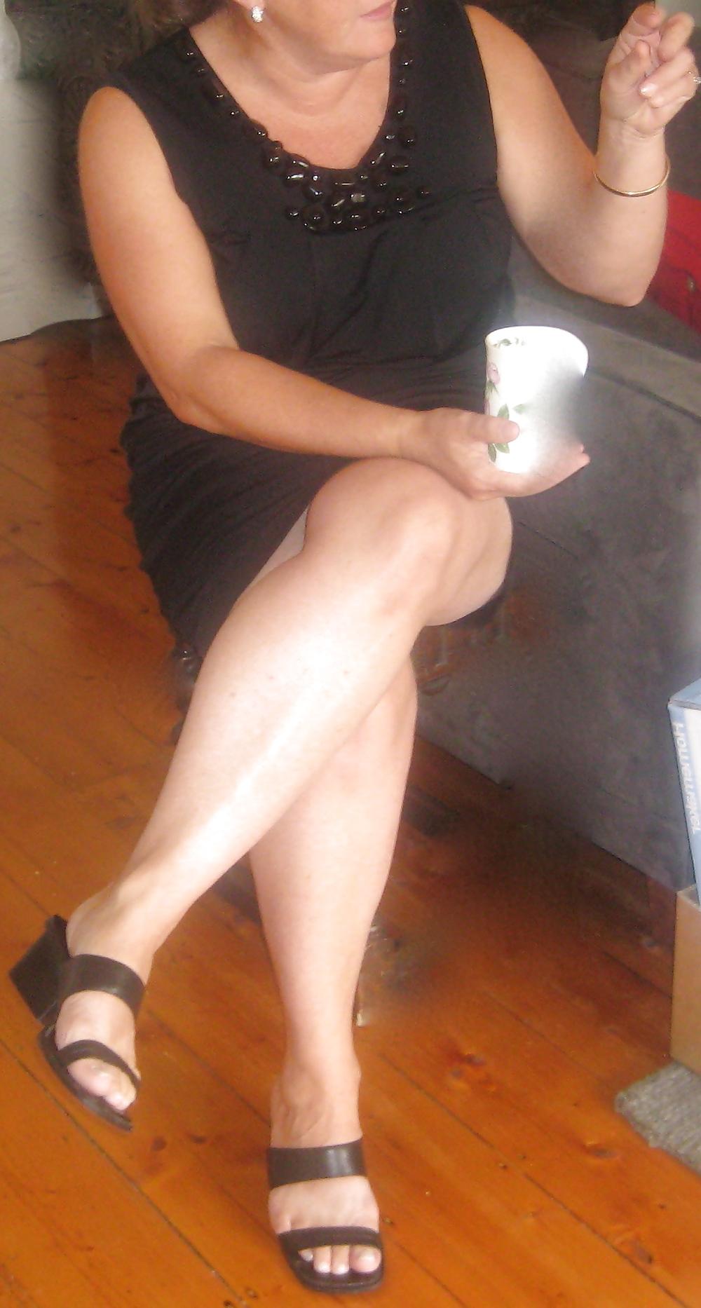 25P Michelle's sexy feet to enjoy once again.... 