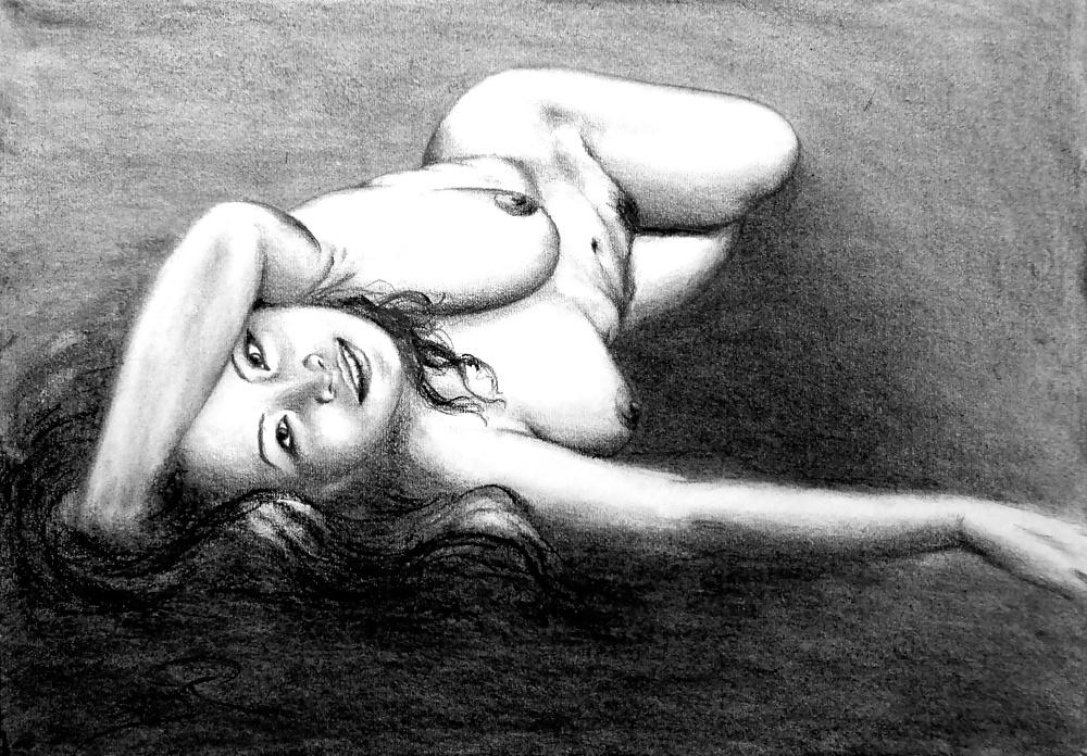 25P Artistic nudes