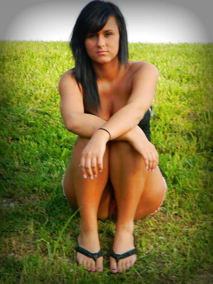 25P Hot feet pics from the web