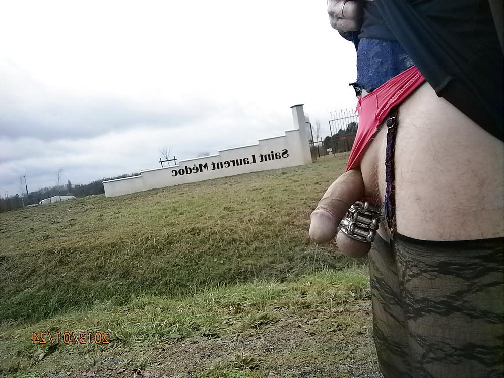 12P Nude in public cock exhib salope outdoor cul sexe
