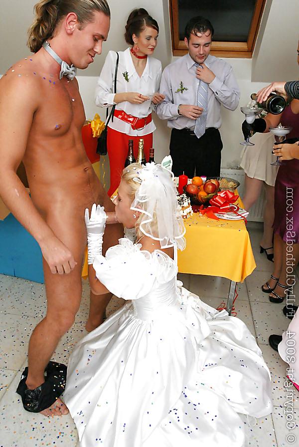 25P SEXY ORGY: MATURE BRIDE BEAUTIFUL AT HER ORGY  XES