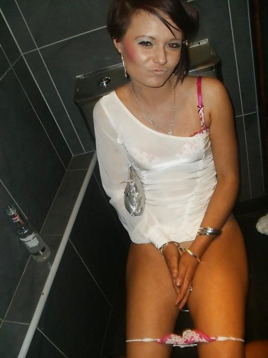 25P (TTL) toilet tarts 9