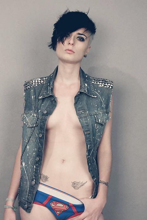 19P Teens in Punk