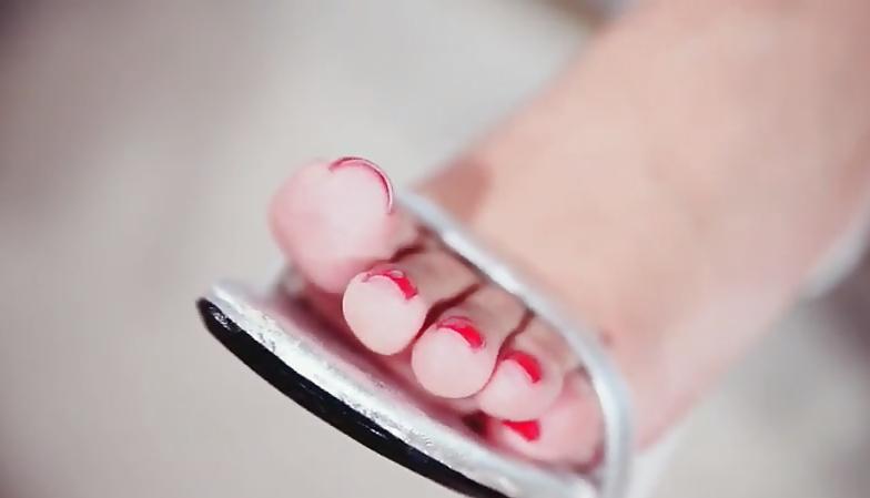 18P Feet high heels lp