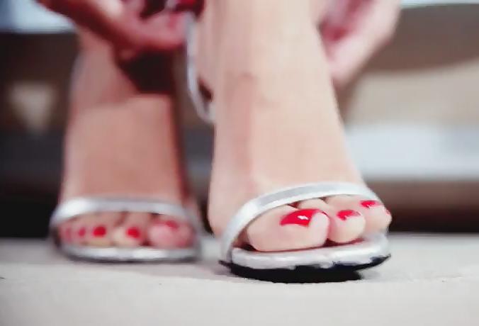 18P Feet high heels lp