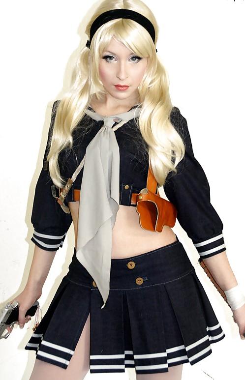 20P Tight cosplay bitch