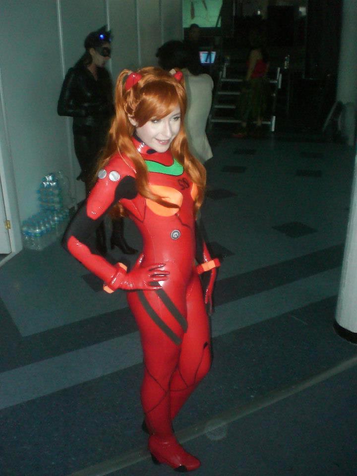 20P Tight cosplay bitch