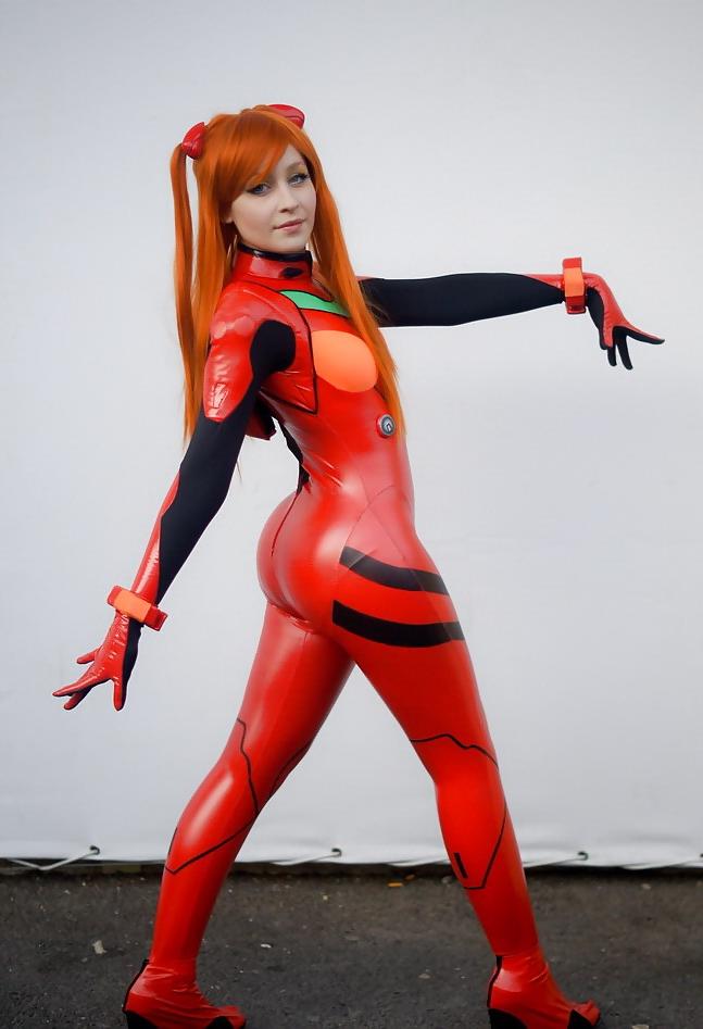 20P Tight cosplay bitch