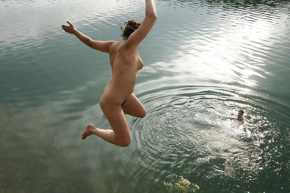25P Naked in public 5