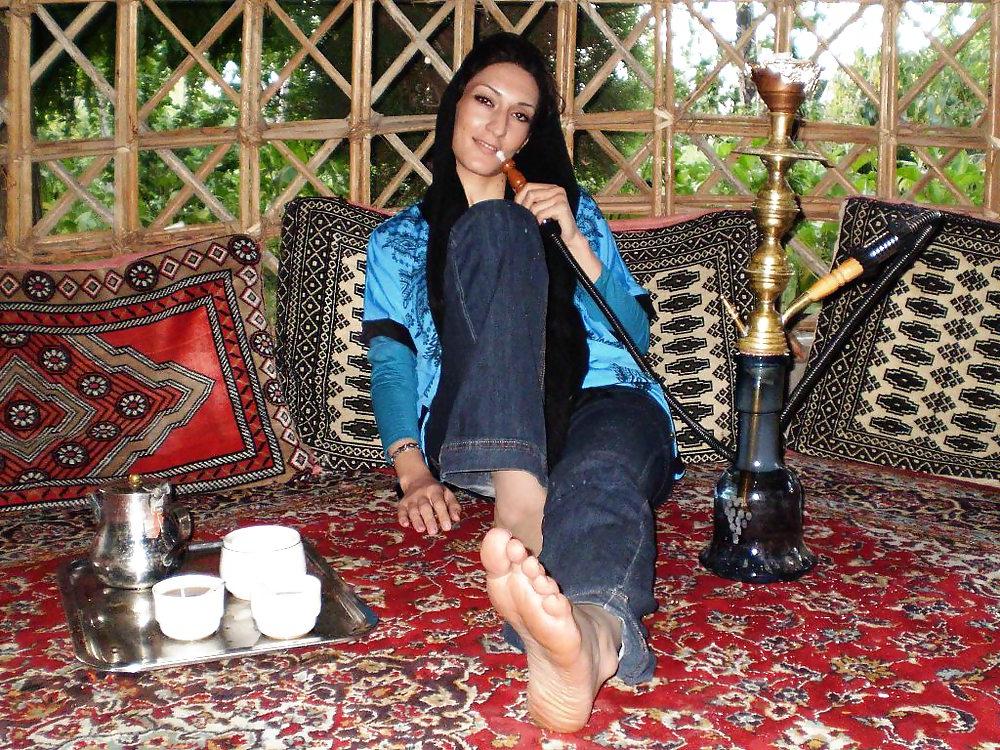 25P Persian hot feet 2