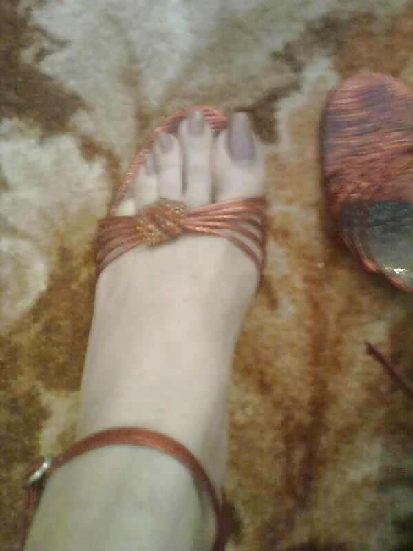 25P Persian hot feet 2