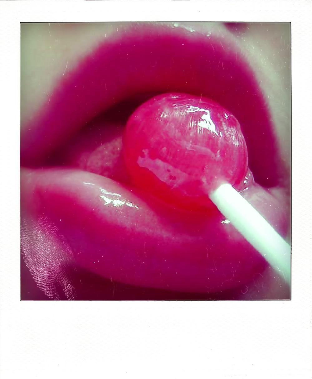 11P Her sexy mouth, lips and tongue... 