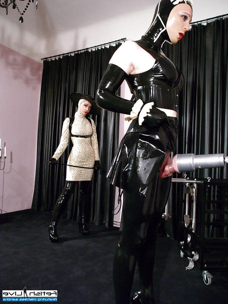 25P Kinky latex