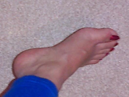 5P Indian wife feet for valenties