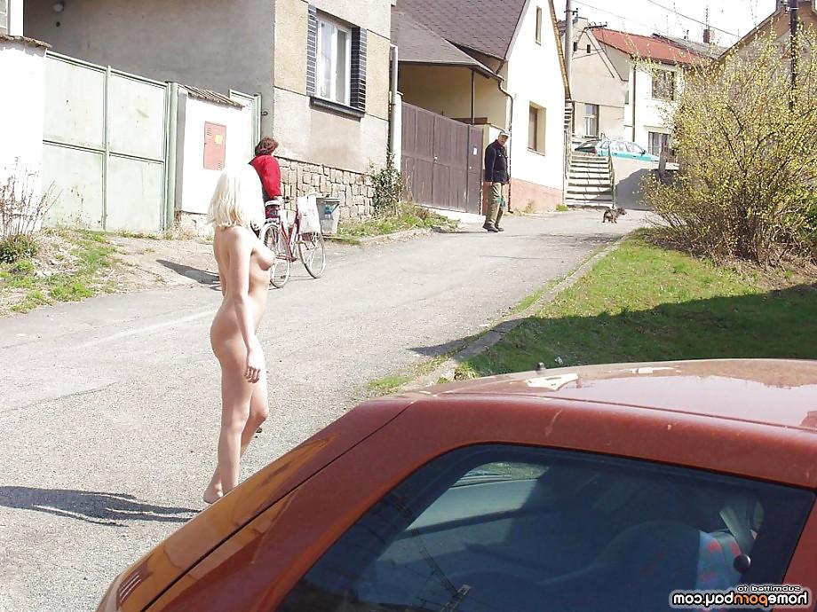 25P Blonde nude in public