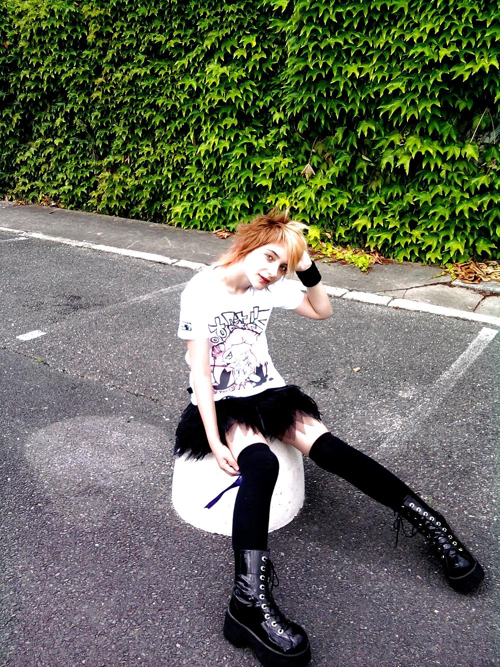 25P Lawrence - More of this cute trap (french emo goth)
