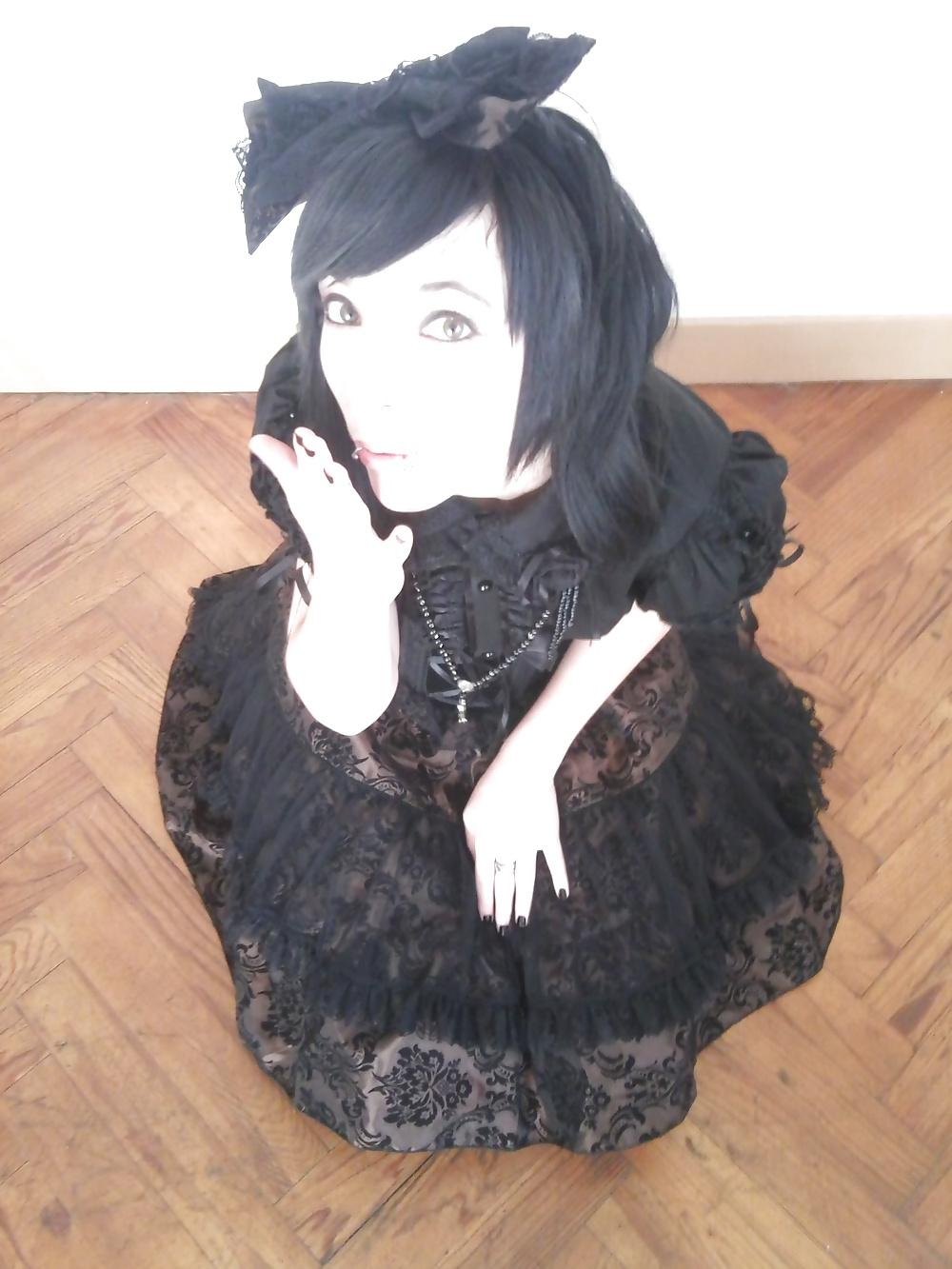25P Lawrence - More of this cute trap (french emo goth)