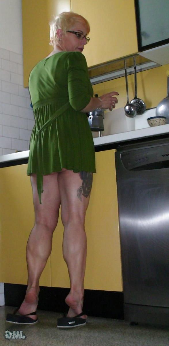 25P Females with muscular calves I wanna fuck
