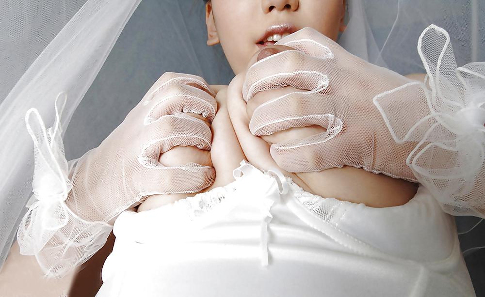 14P Japanese Hairy Bride