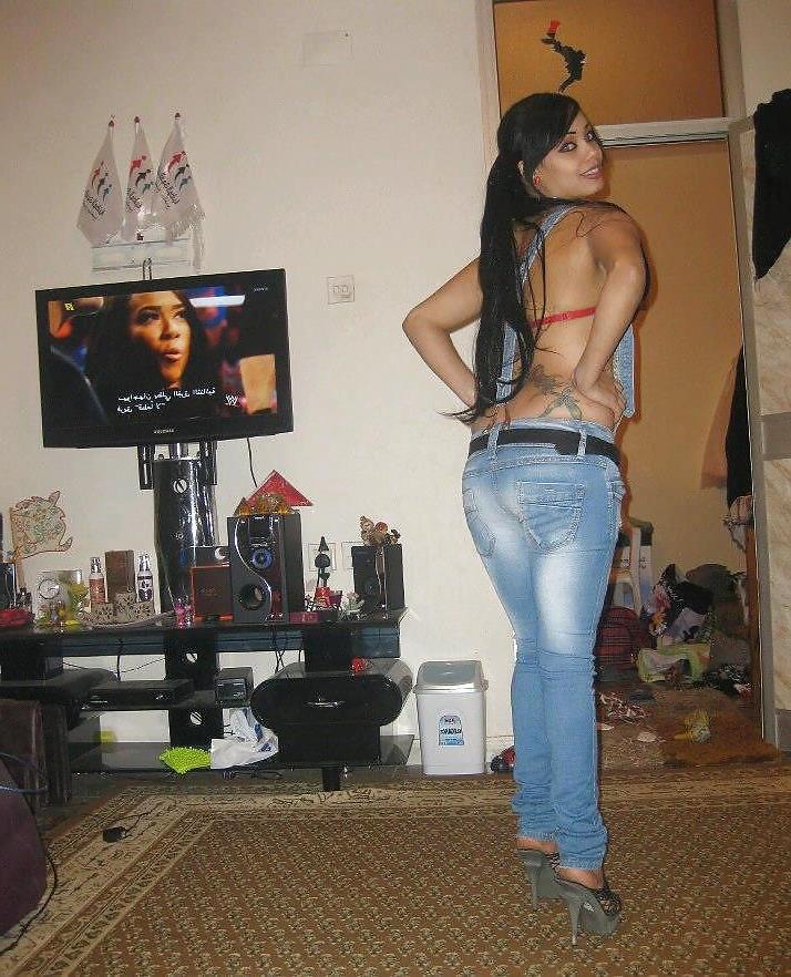 23P Tunisian Girl (mature and teen bitch)
