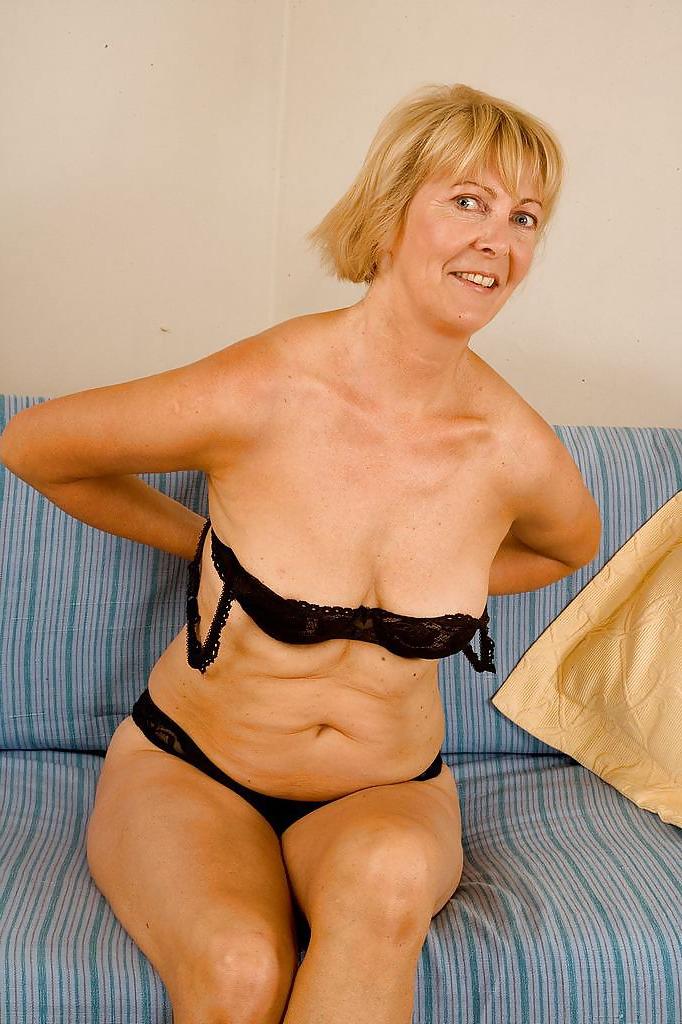 16P Mature women with toys 13.