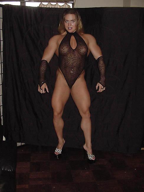 25P Fbb Naked 02