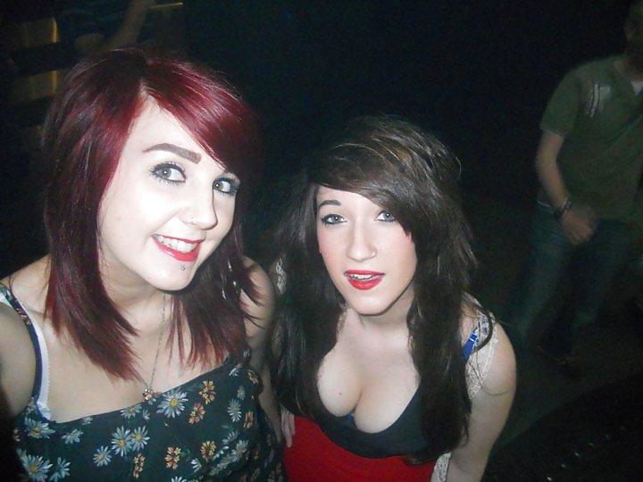 25P Facebook Whore Slag Bitch to Degrade Majorly