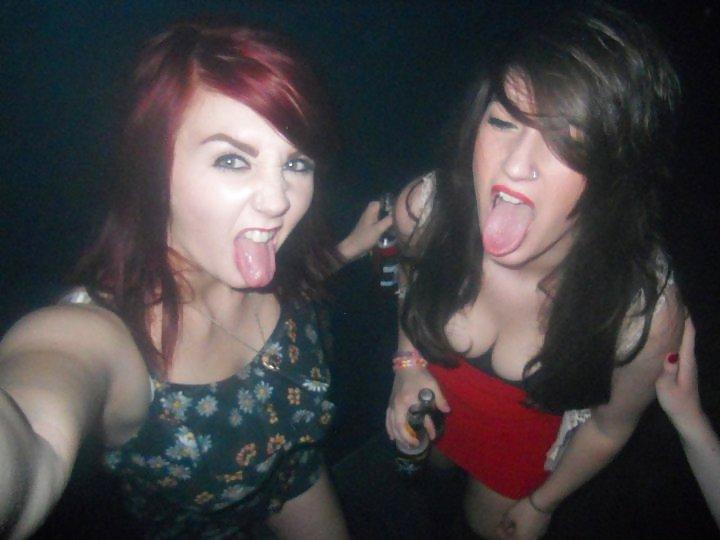 25P Facebook Whore Slag Bitch to Degrade Majorly