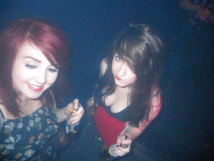 25P Facebook Whore Slag Bitch to Degrade Majorly