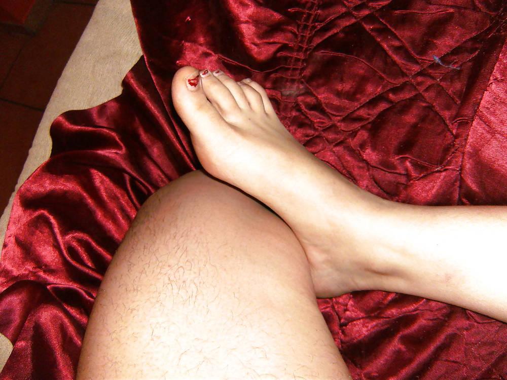 9P Galena 's Feet - Foot model spreads curls toes shows soles