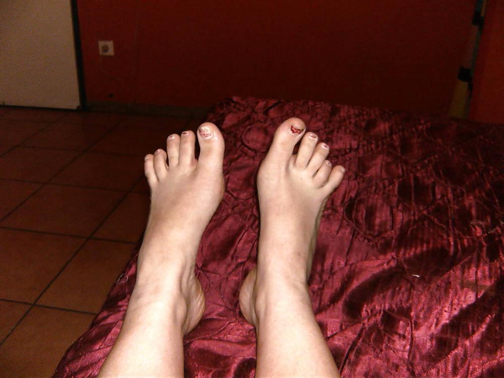 9P Galena 's Feet - Foot model spreads curls toes shows soles