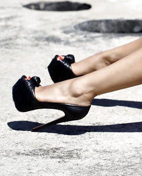 25P Feet and Heel Fetish 13