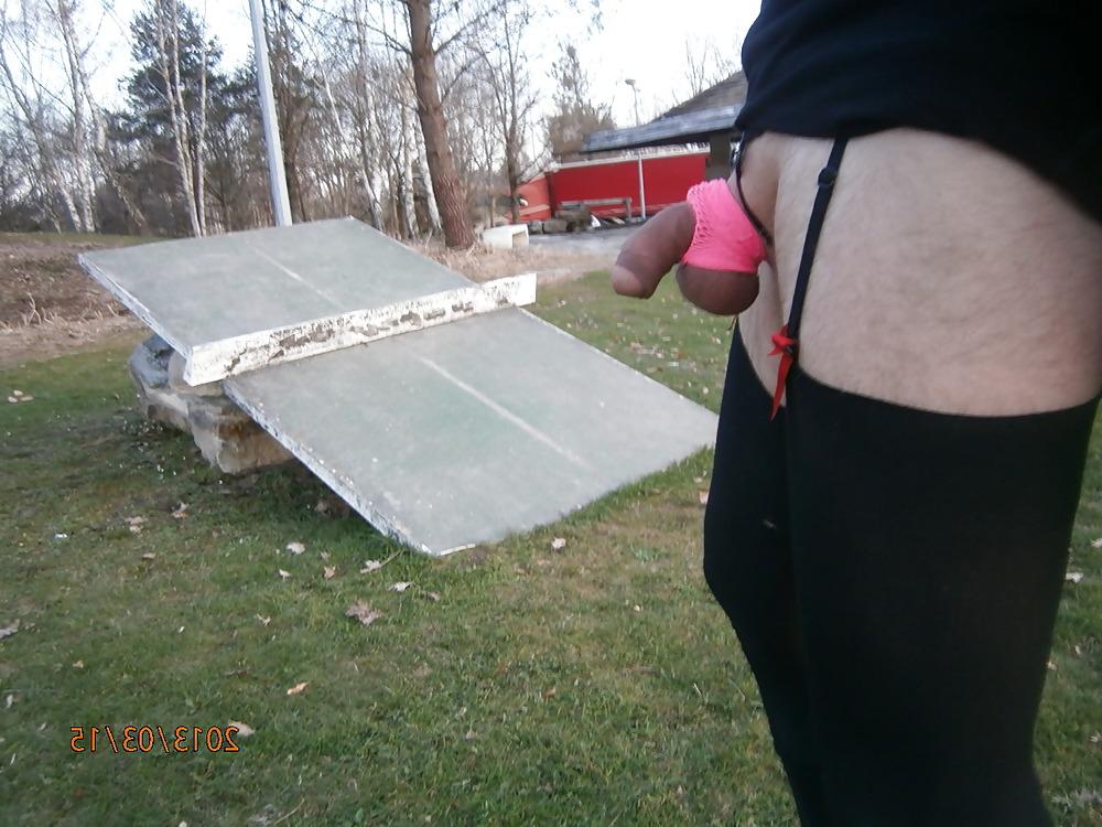14P Exhib in public outdooer flashing cock 