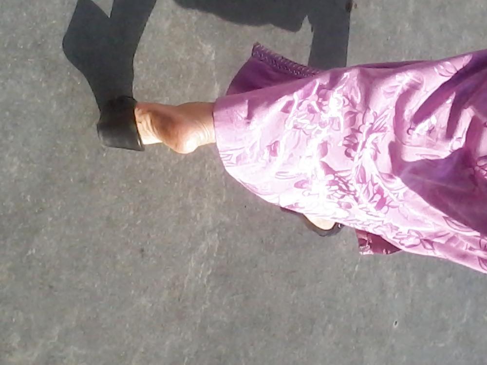 10P Arabic sexy feet mature hijab