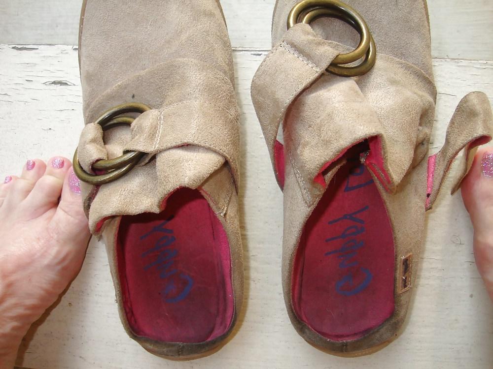 25P Sexy Feet Photos
