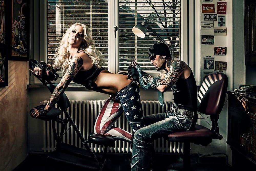 25P Tattoo models 1.1 (male & female)