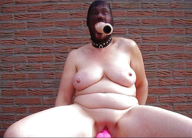 25P Female Masturbation 02