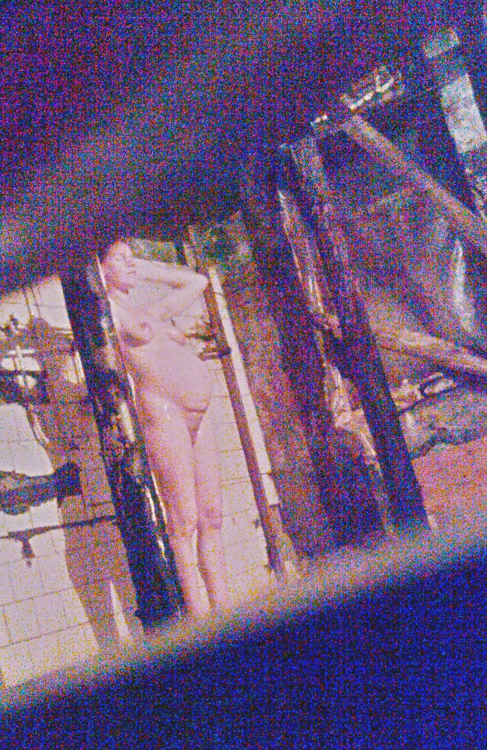11P Pregnant Mom