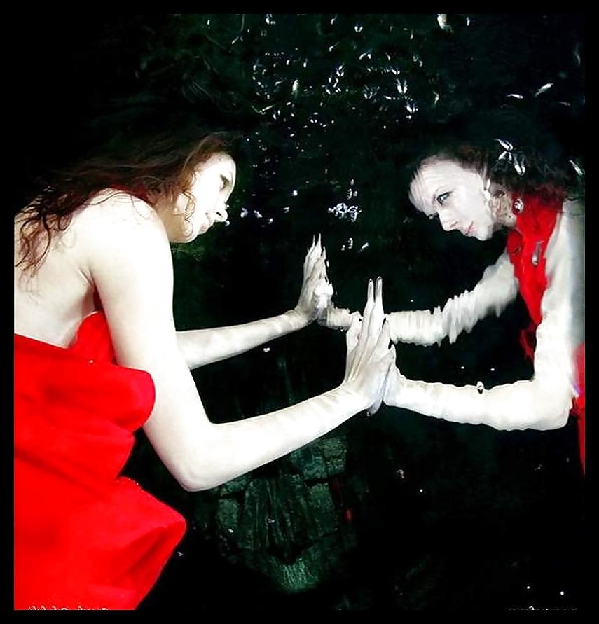 25P Underwater Art Anatoly Beloshchin for Black--Widow