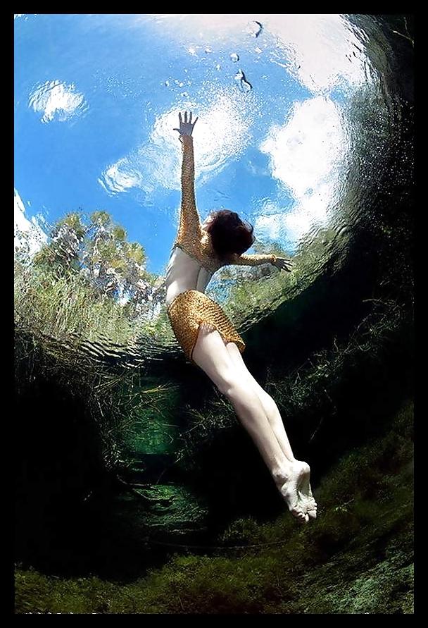 25P Underwater Art Anatoly Beloshchin for Black--Widow