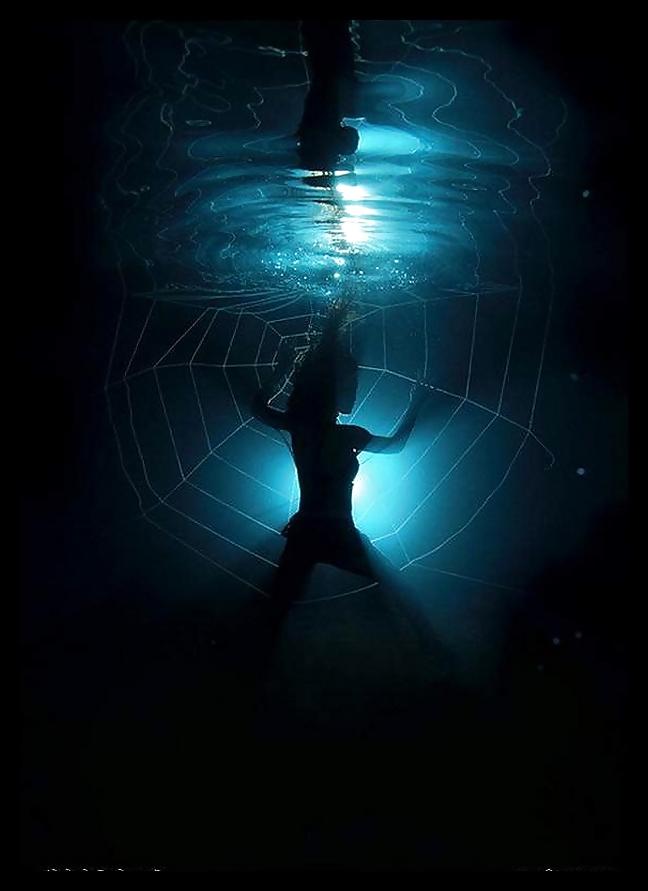 25P Underwater Art Anatoly Beloshchin for Black--Widow