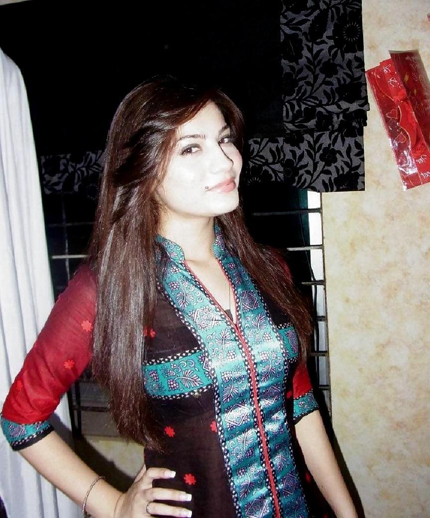 19P Paki bitch neelam that Big Black Cocks (BBCs) MUST TRY!
