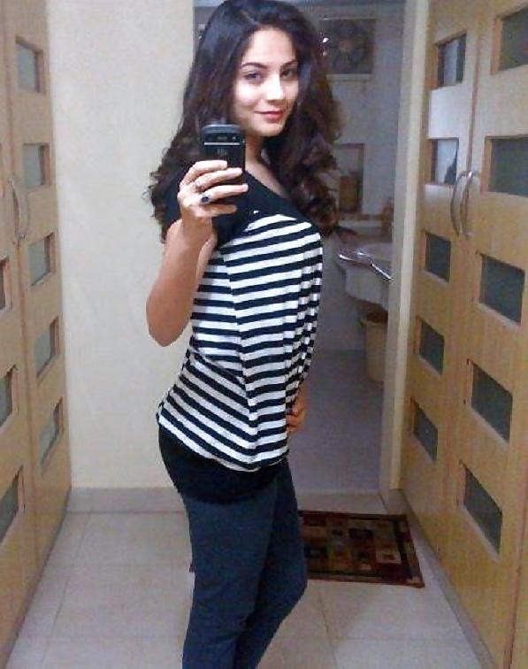 19P Paki bitch neelam that Big Black Cocks (BBCs) MUST TRY!