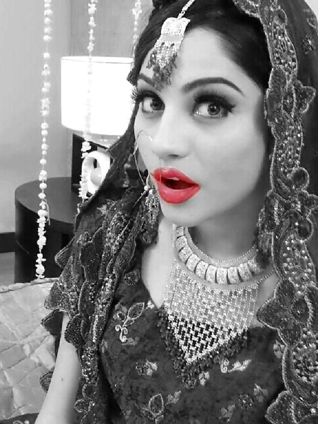 19P Paki bitch neelam that Big Black Cocks (BBCs) MUST TRY!