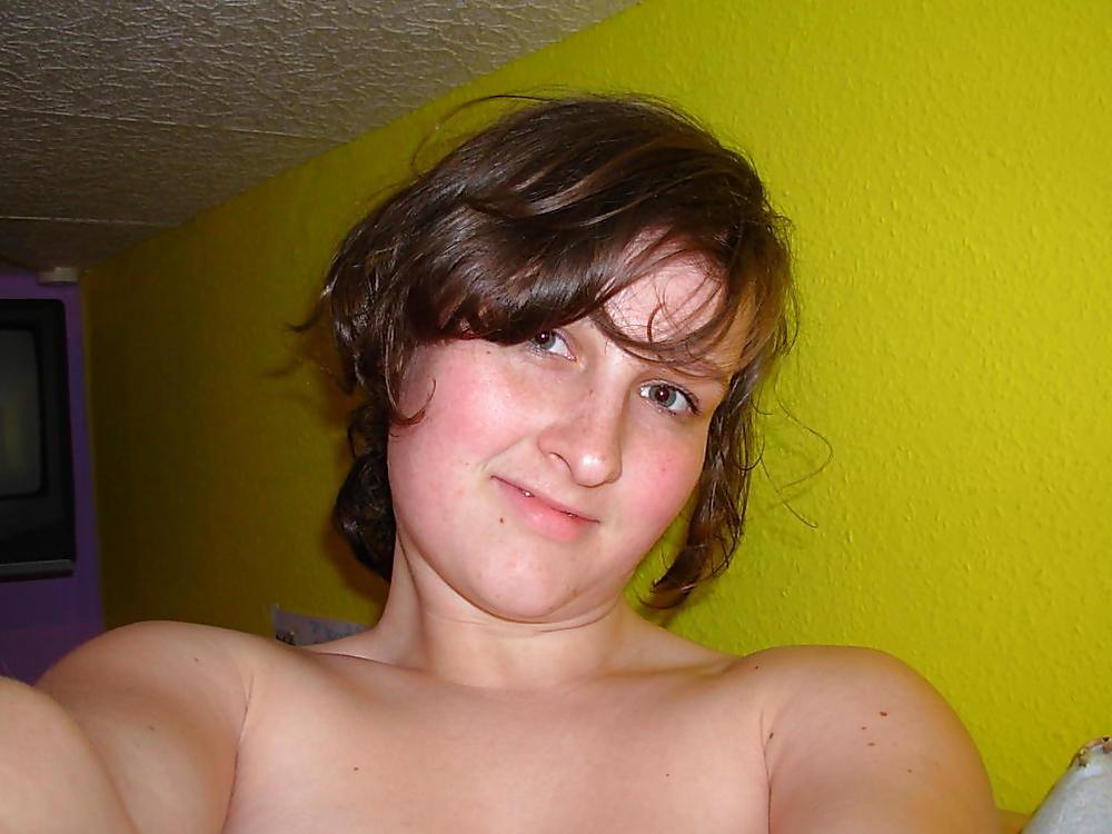 15P Chubby teen teasing