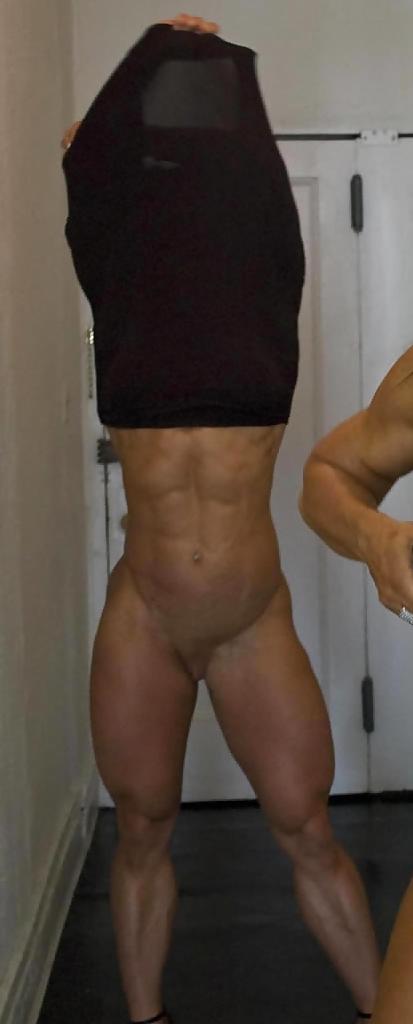 25P Fbb Naked 03