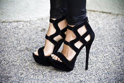 25P Feet and Heel Fetish 11