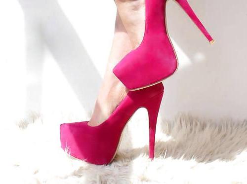 25P Feet and Heel Fetish 11