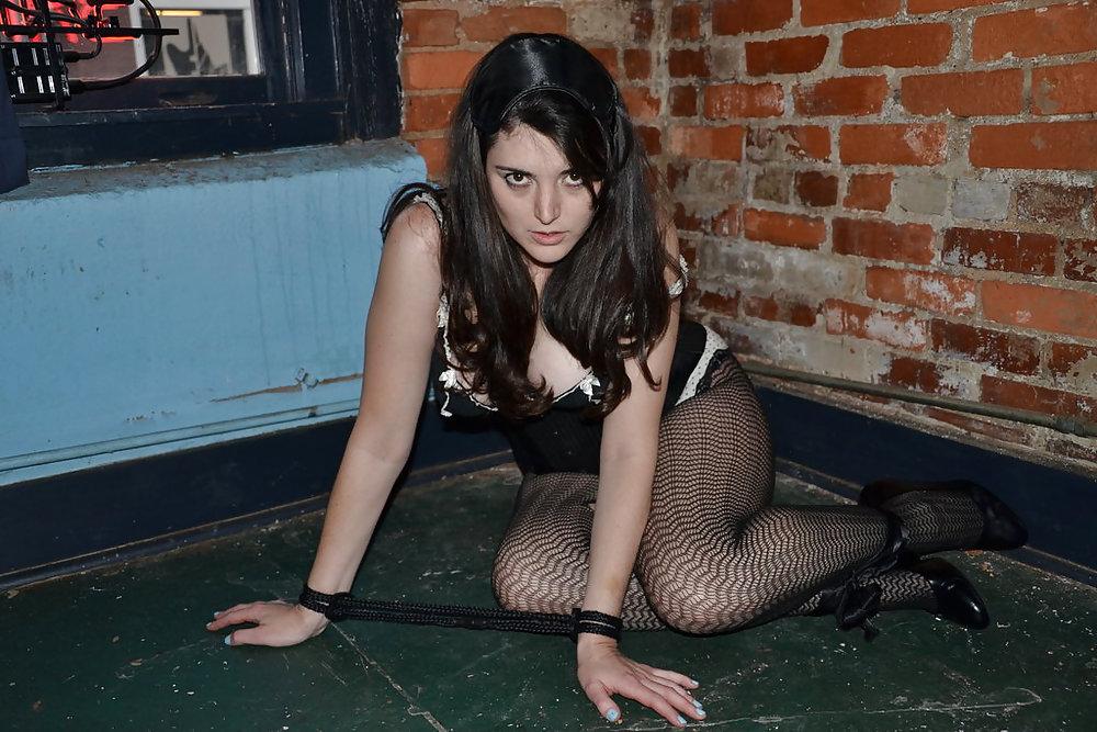 24P New Kinky Stuff - 16
